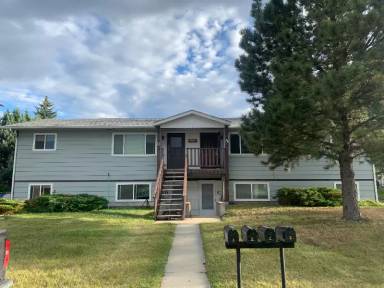 Main picture of 2215 9th Ave