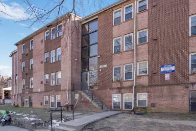 Main picture of 1717 S St SE