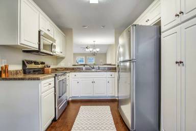 Main picture of 524 Deerchase Ct