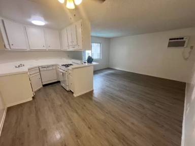 Main picture of 509 N Berendo St