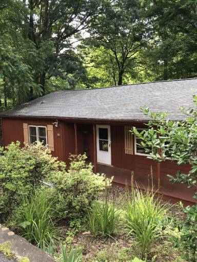 Main picture of 10 Balsam Dr