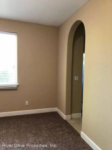 Main picture of 451 Tolman Way