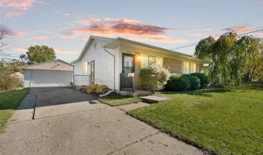 Main picture of 4709 Stillwell Ave