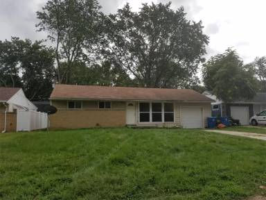 Main picture of 1117 W Eureka St