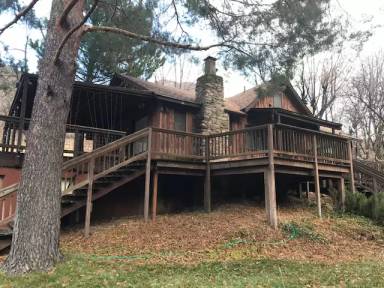 Main picture of 78 Hideaway Ln