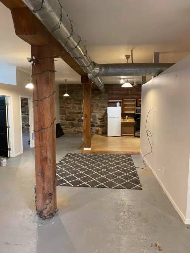 Main picture of 1009 Jefferson St