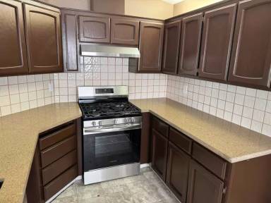 Main picture of 2693 Blue Oak Ave