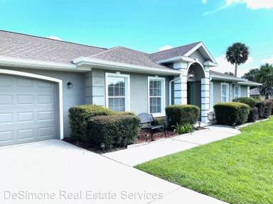 Main picture of 2831 NE 64th Ln