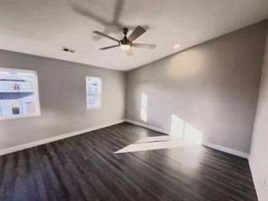 Main picture of 413 Roberts Rd