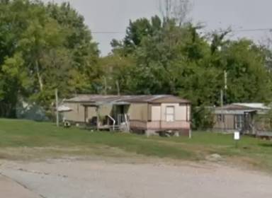 Main picture of 194 Railroad St N