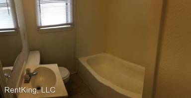 Main picture of 216 E Tonhawa St