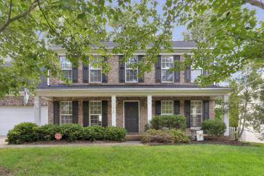 Main picture of 7816 Antique Cir