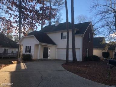 Main picture of 548 N Fairfield Dr