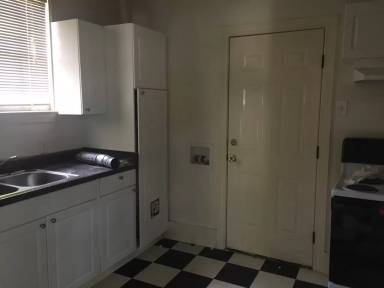 Main picture of 1016 Whitworth St