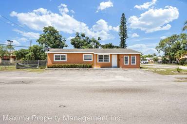 Main picture of 1890 N 68th Ave