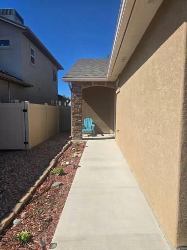 Main picture of 2952 Inishmore Way