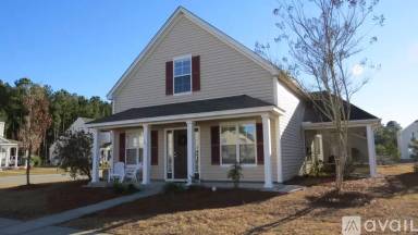 Main picture of 301 Columbia Ln