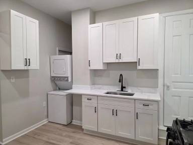 Main picture of 416 N Broom St