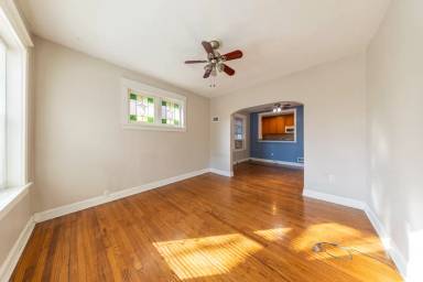 Main picture of 2009 Maury Ave