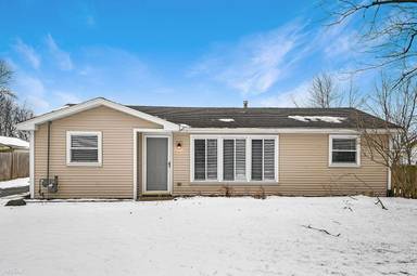 Main picture of 803 W Windsor Ave