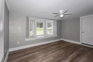 Main picture of 425 N Morse Ave