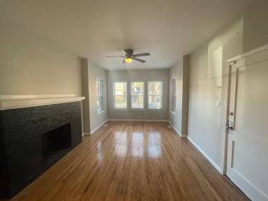 Main picture of 7821 S Marshfield Ave