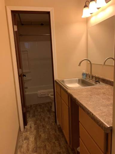 Main picture of 1400 4th St NW