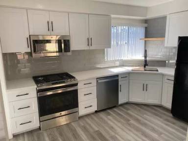 Main picture of 608 Illinois Ct