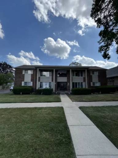 Main picture of 249 Chestnut Apartments - Unit 204