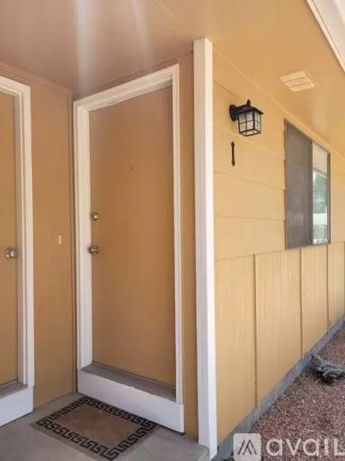 Main picture of 1024 S 3rd St