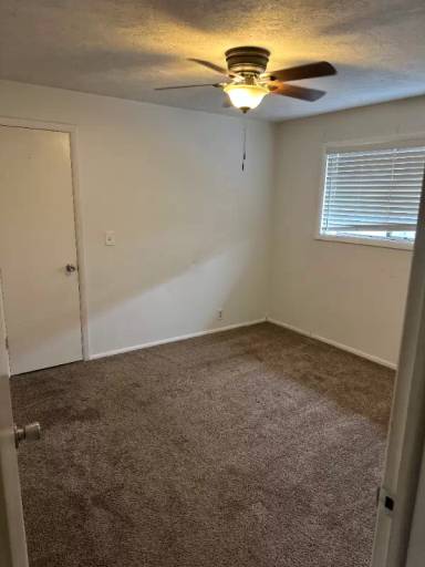Main picture of 883 S 5th W