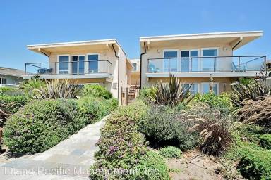 Main picture of 328 Paseo de la Playa