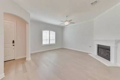 Main picture of 3208 Matisse Ln
