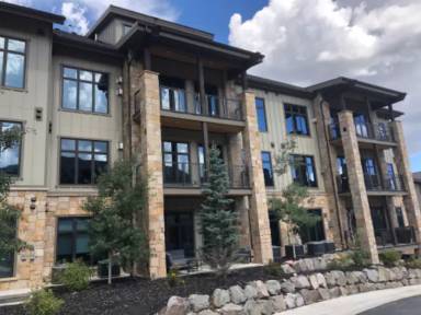 Main picture of 3703 Blackstone Dr