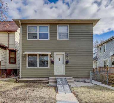 Main picture of 1730 S 71st St