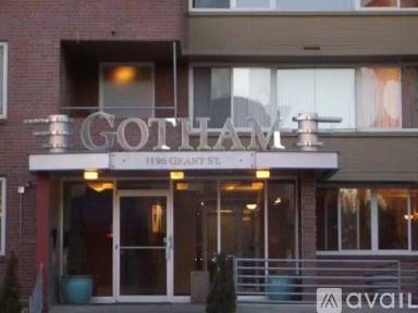 Main picture of condoUpgraded Gotham City Studio