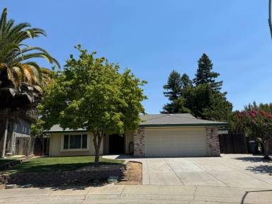 Main picture of 4946 Silver Ranch Way