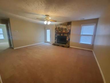 Main picture of 909 Benevente Loop