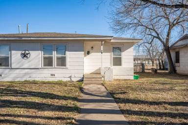 Main picture of 1909 Pecos St