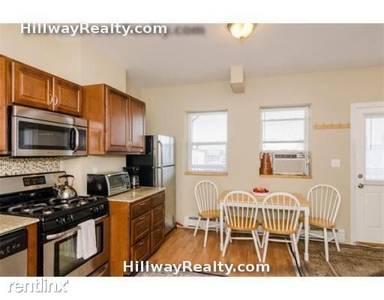Main picture of 451 Meridian St