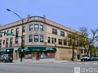 Main picture of 1634-1636 W North Shore Ave