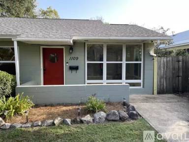 Main picture of 1109 E Avery St