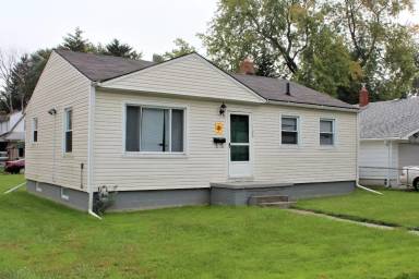 Main picture of 1126 Searles Rd