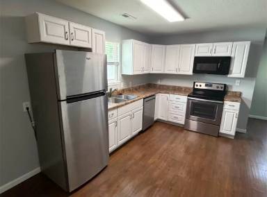 Main picture of 505 W Walnut St
