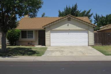 Main picture of 2833 Penny Ln