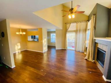Main picture of 13255 Holly St