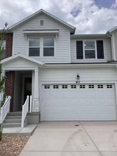 Main picture of 911 N Portman Way