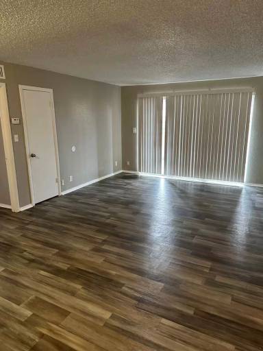 Main picture of 5270 S Lewis Ave