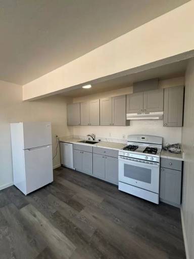 Main picture of 2344 E 17th St