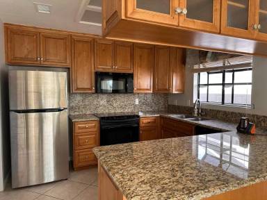 Main picture of 9122 Gardenia Ave